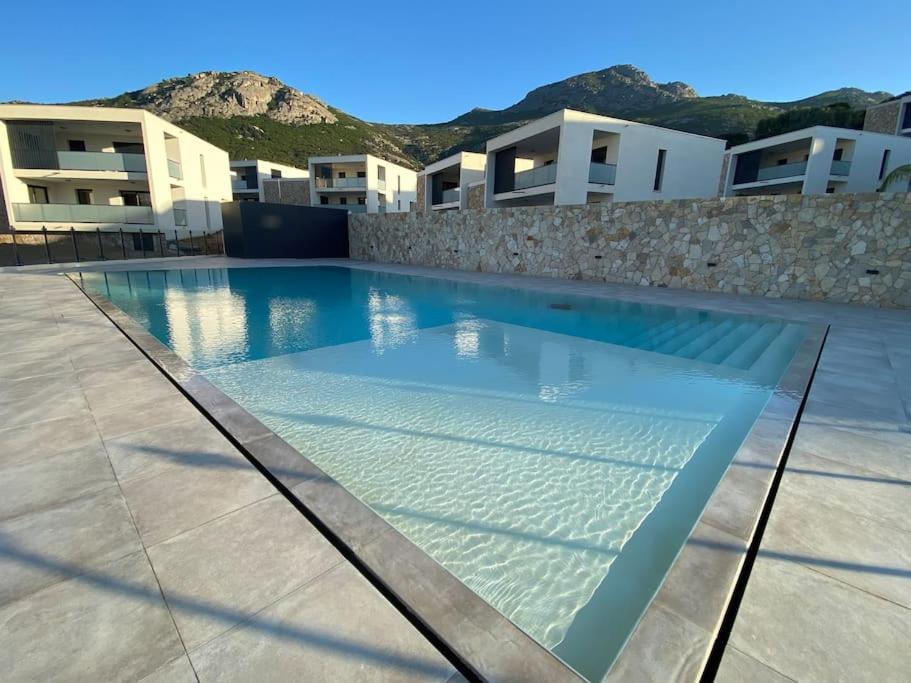 Exceptionnelle Vue Mer Calvi - Piscine - T2 Exterior photo